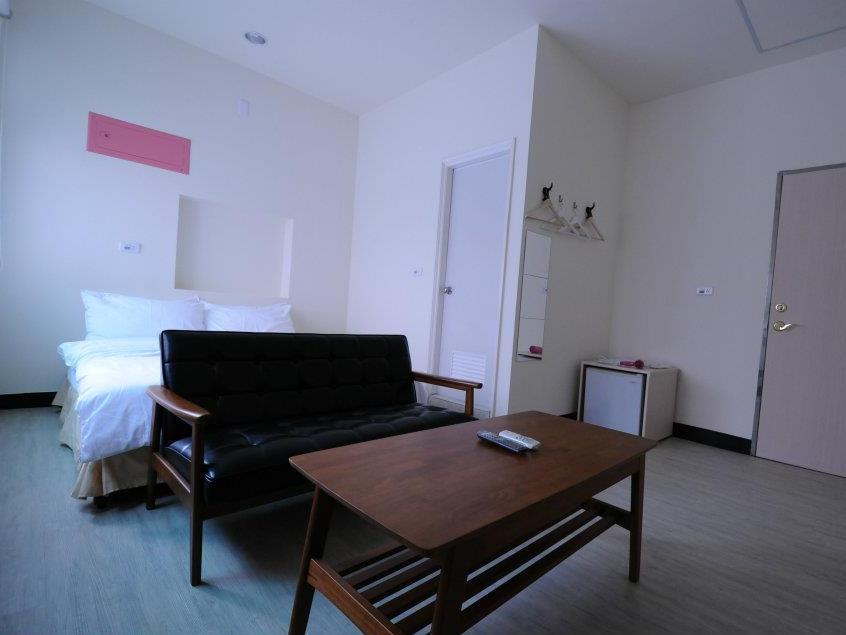微趣 Wechill Hotel Tainan Exterior photo